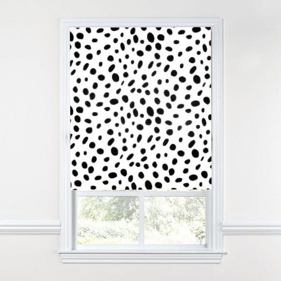 Roman Shade #373 (Black Dot)