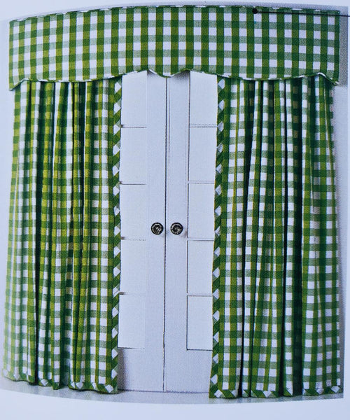 Cornice Board E Slightly Arched Top