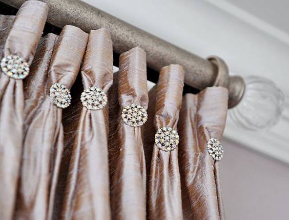 #702  Goblet Tops with Bling Buttons Curtains